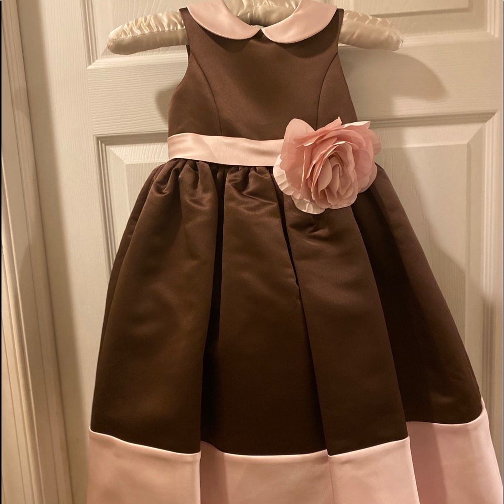 Girls NWT Dress